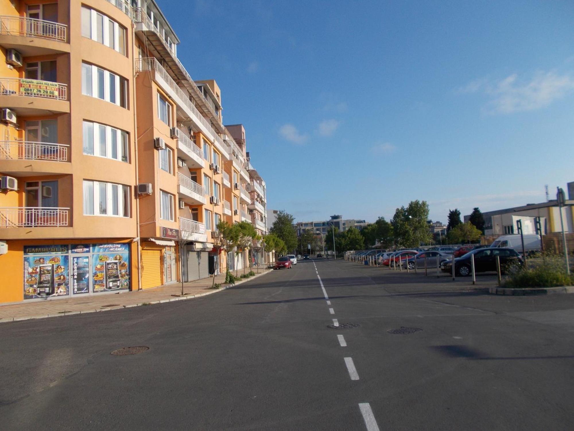 Apartamenti Zhelezovi Поморие Экстерьер фото