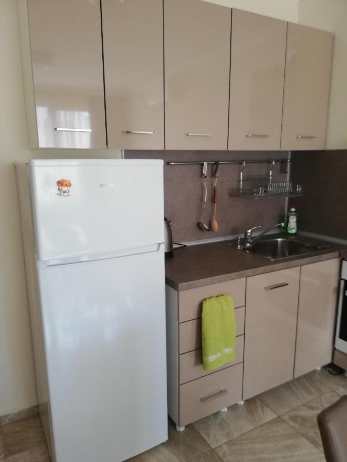 Apartamenti Zhelezovi Поморие Экстерьер фото